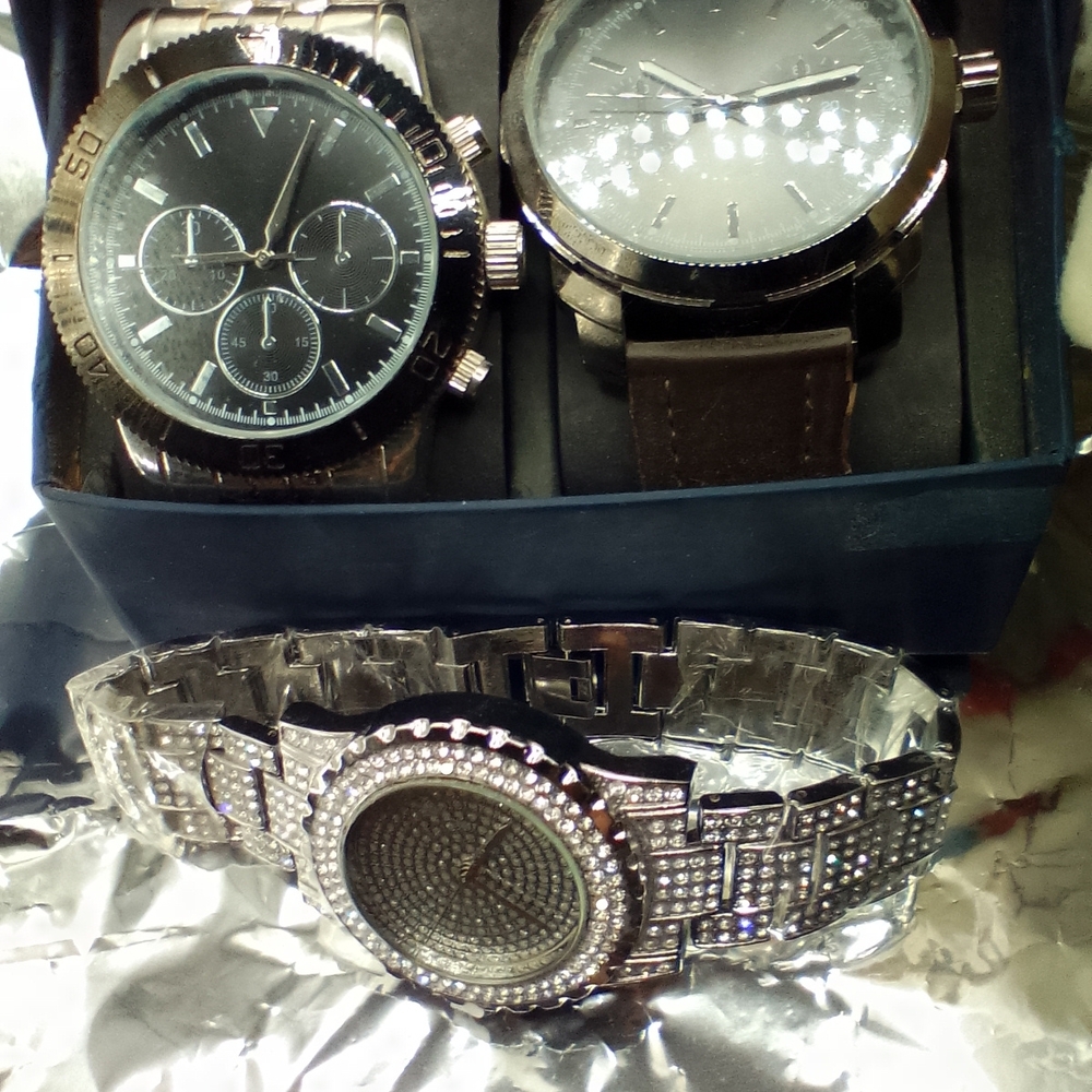 3 Elegant Watches, Brand New.